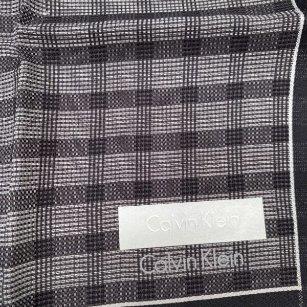 Khăn mùi xoa Calvin Klein 19 kèm hộp - Ảnh 7