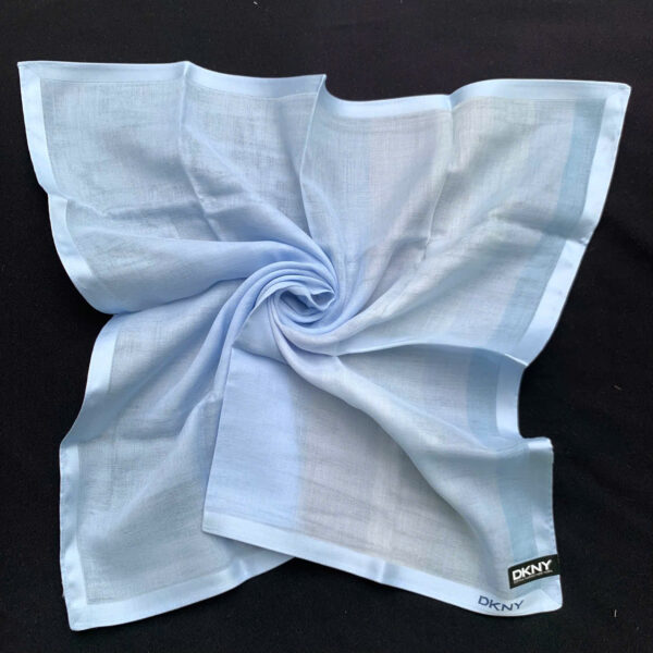Khăn mùi xoa DKNY 7 rất mềm ko hộp