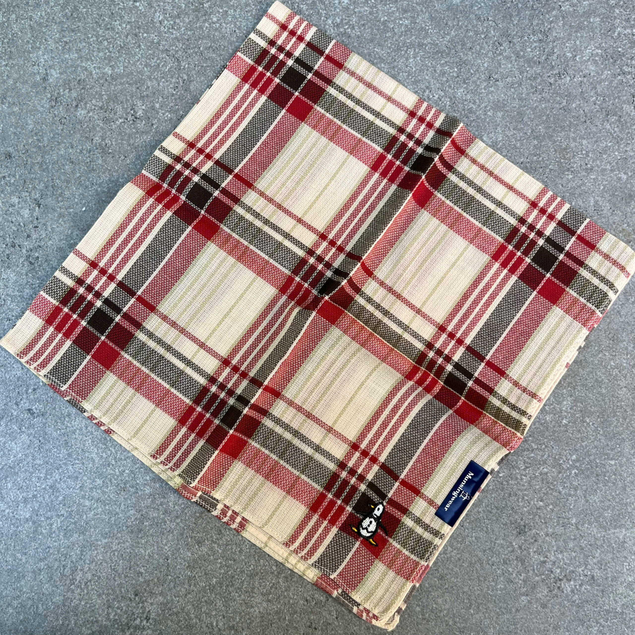 Khăn mùi xoa Munsingwear 2