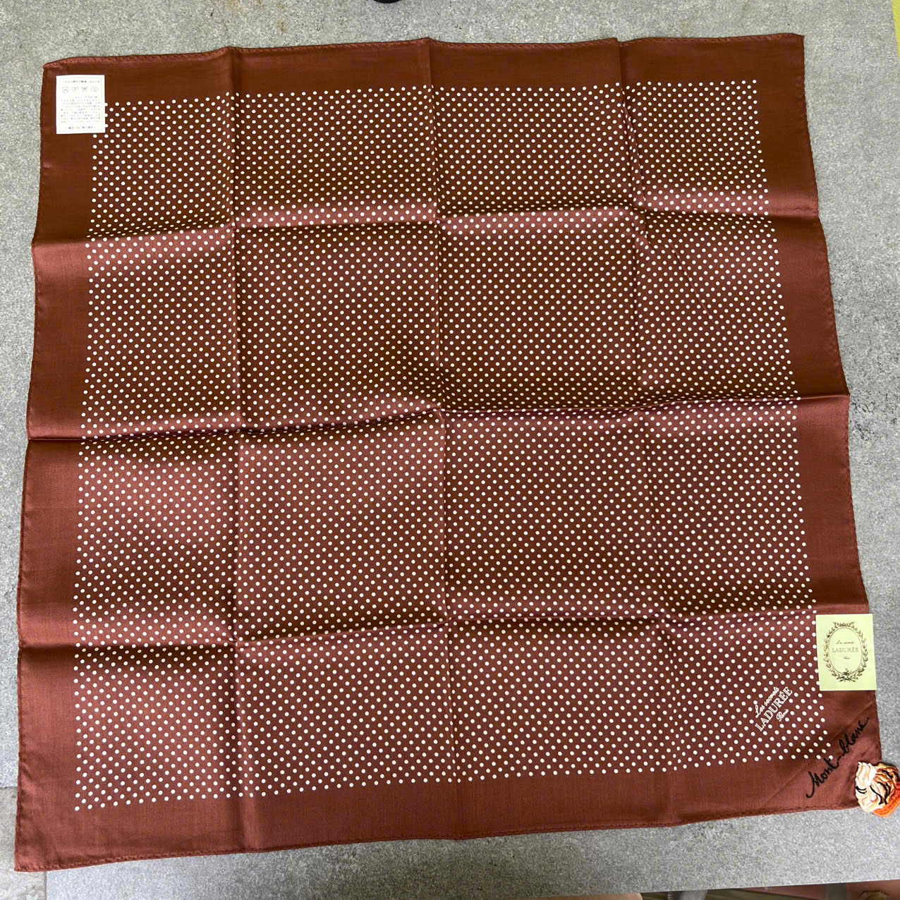 Khăn mùi soa nữ Les secrets LADUREE Paris ( PHÁP ) - 50x50cm. Made in japan - Ảnh 5