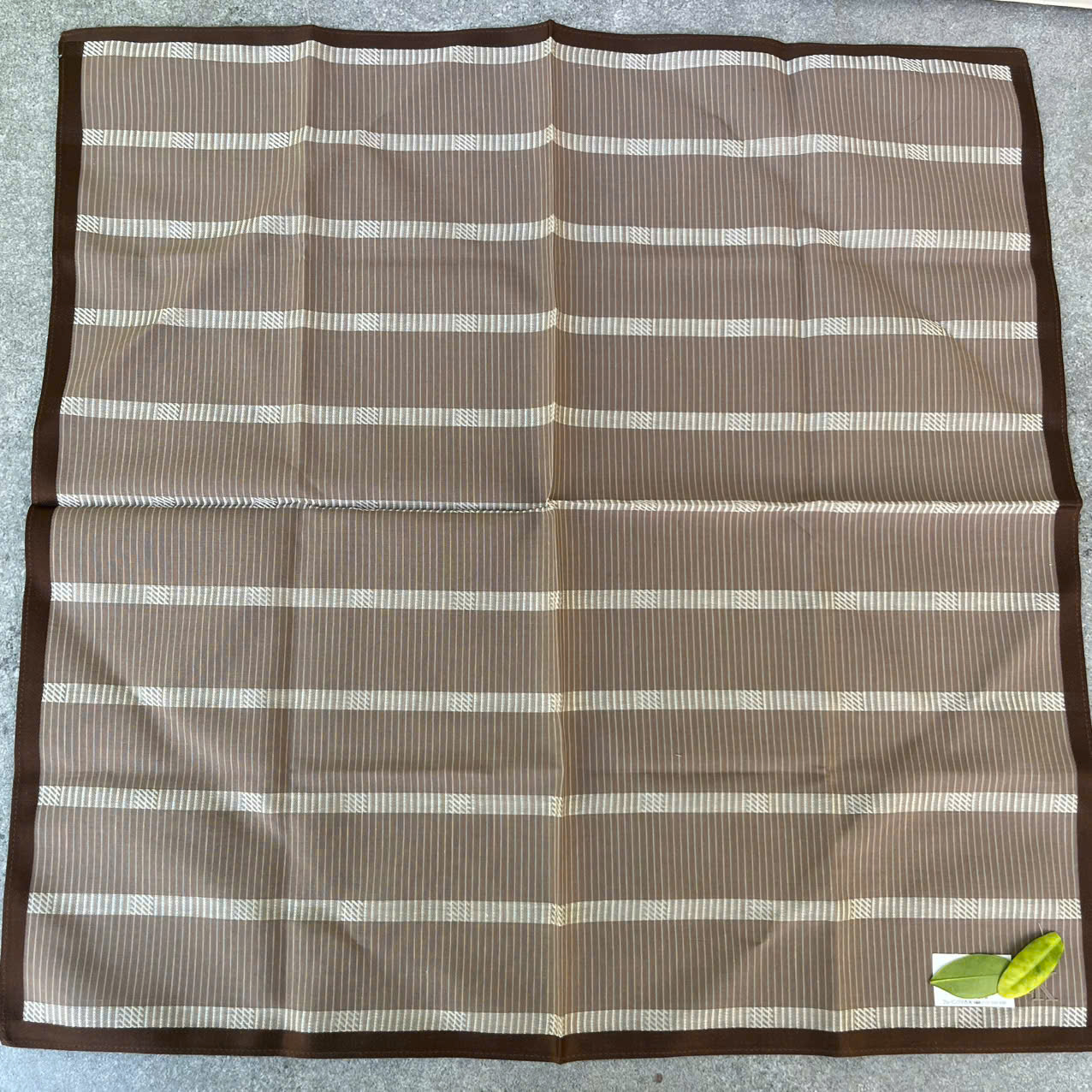 Khăn mùi xoa CALVIN KLEIN - 48x48cm made in Japan - Ảnh 5