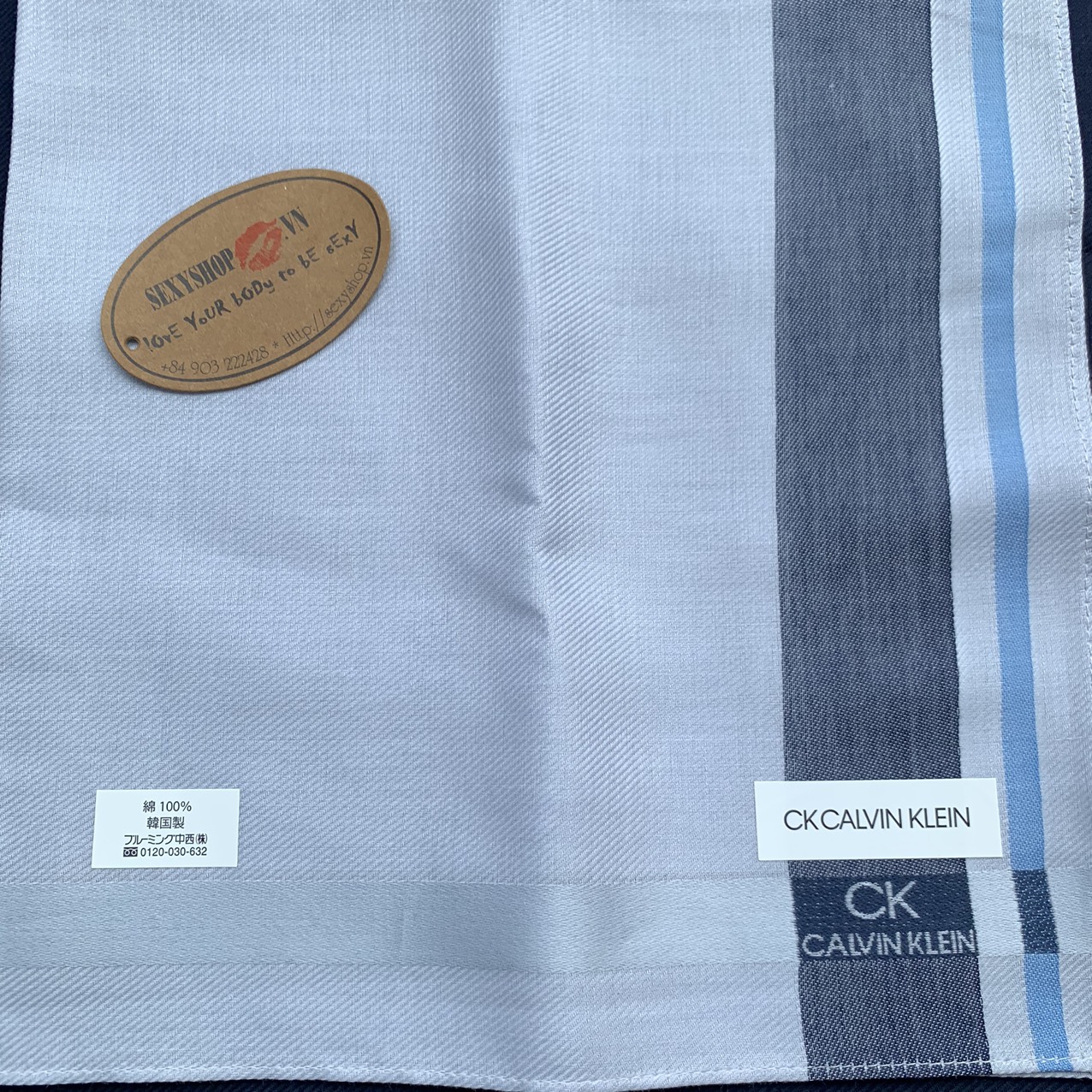 Khăn mùi xoa CALVIN KLEIN - 48x48cm made in Korean - Ảnh 3