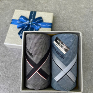 Khăn tay nam nữ Pierre cardin 100% cotton. Sản xuất Nhật Bản 45x45cm