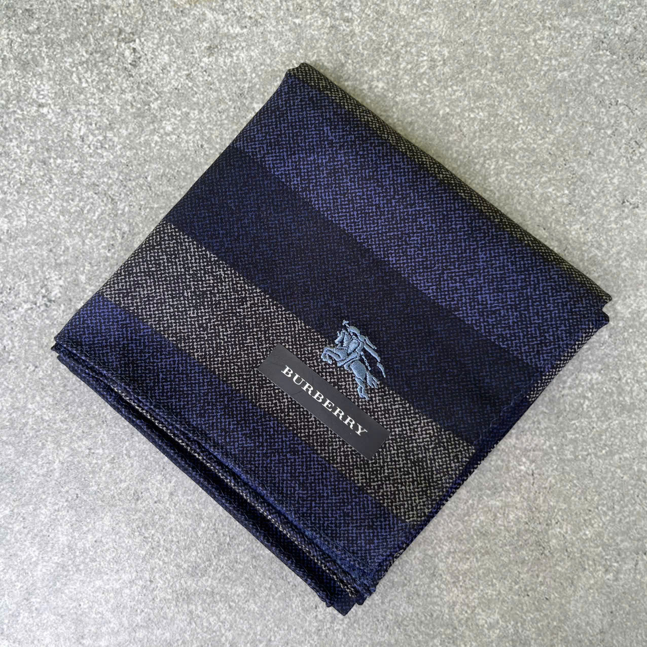 Khăn mùi xoa Nhật BURBERRY auth 48x48 cm - 100% cotton