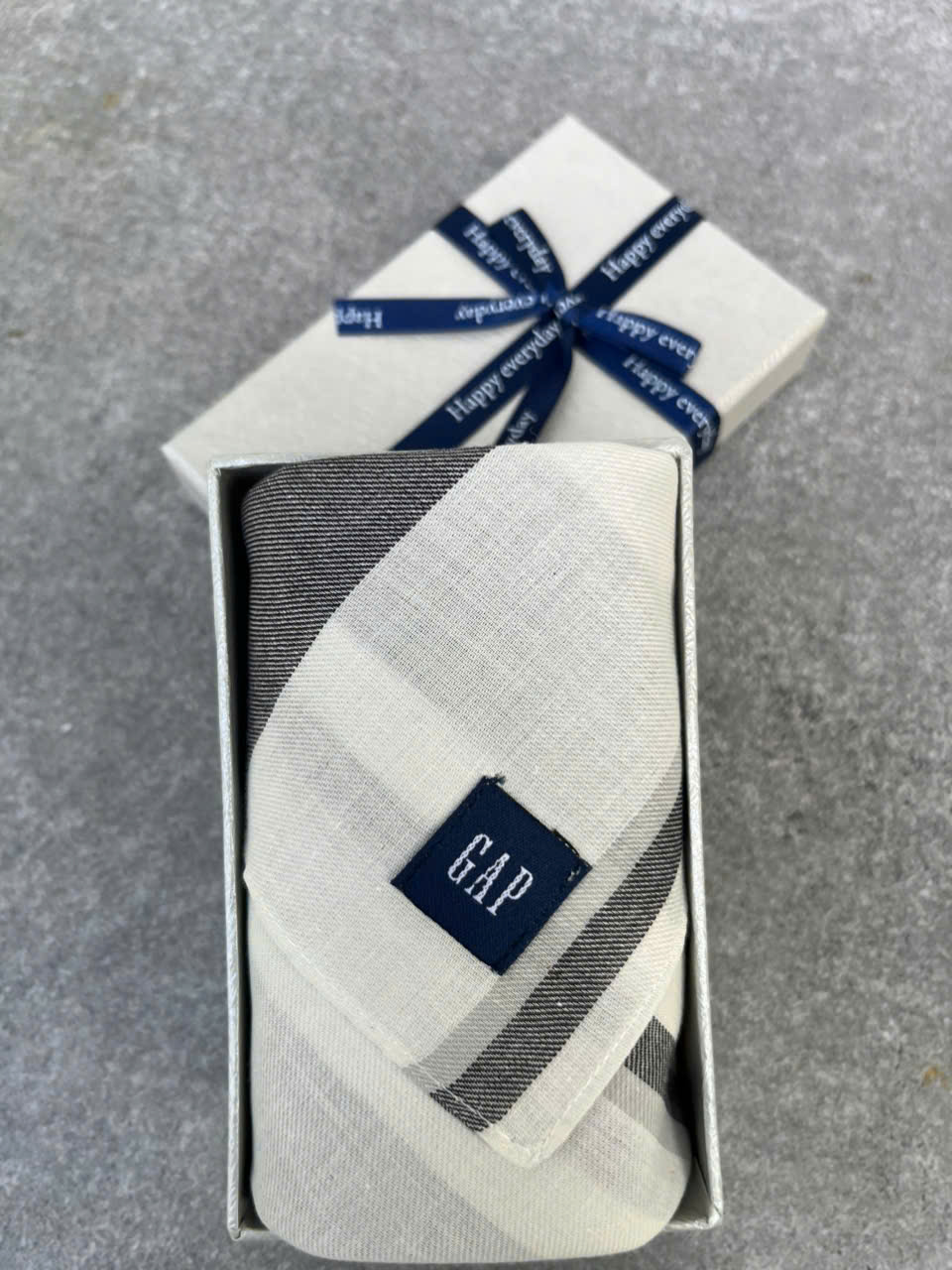 HỘP KHĂN MÙI SOA GAP nhật bản. 48x48cm. 100% cotton