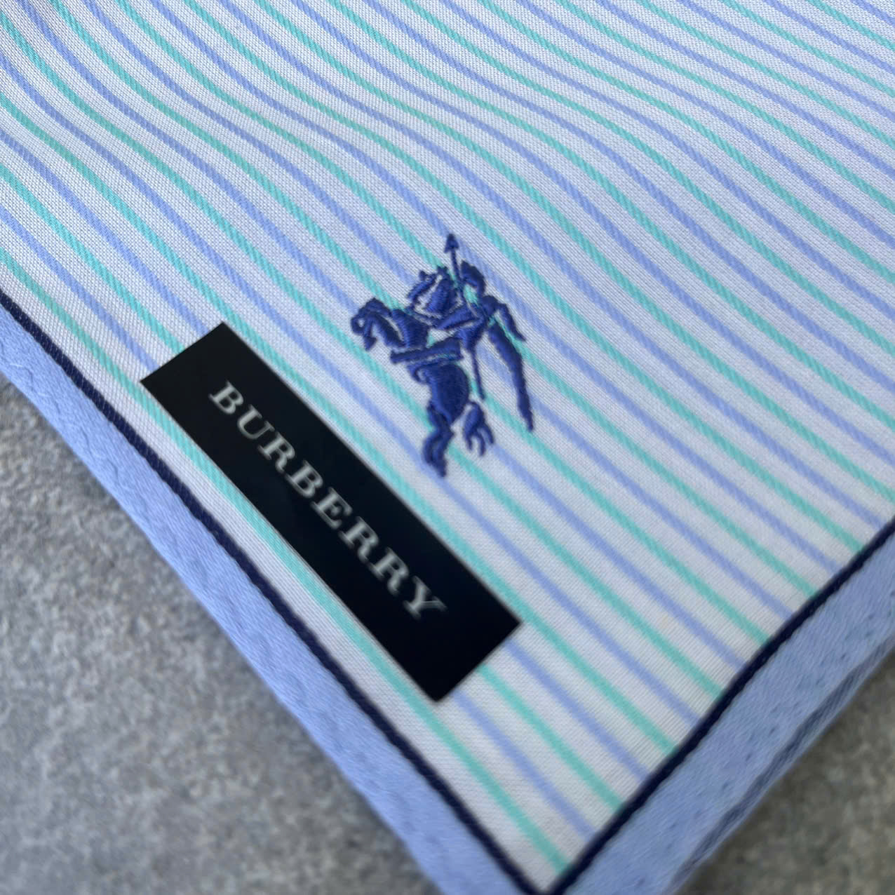 Khăn mùi xoa Nhật BURBERRY auth 48x48 cm - 100% cotton - Ảnh 3